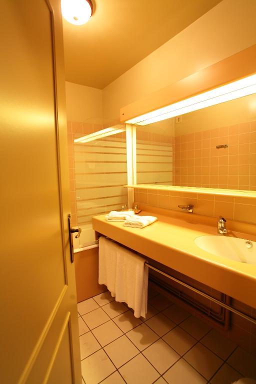 Le Domaine De Mombreux Hotel Lumbres Bilik gambar