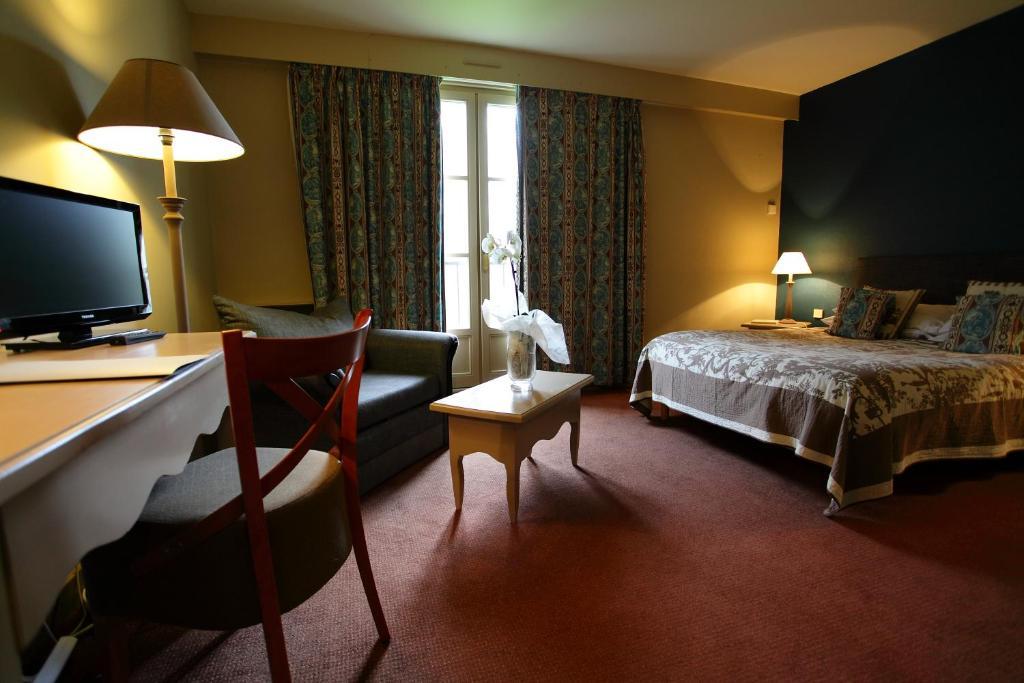 Le Domaine De Mombreux Hotel Lumbres Bilik gambar