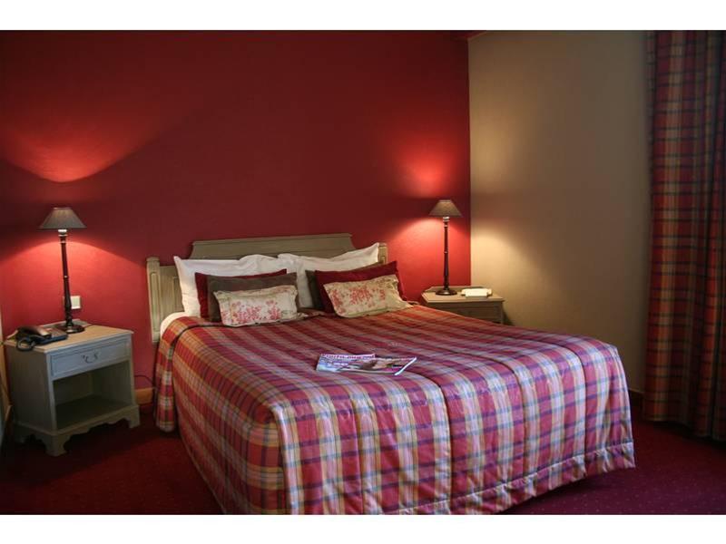 Le Domaine De Mombreux Hotel Lumbres Luaran gambar